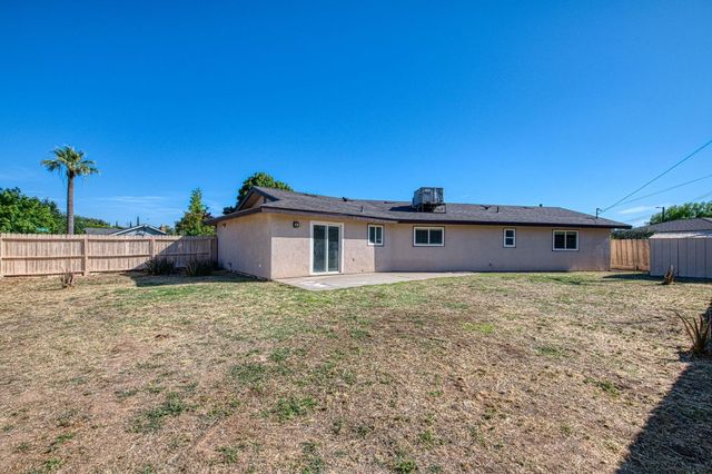 2335 W Cornell Avenue, Fresno, CA 93705