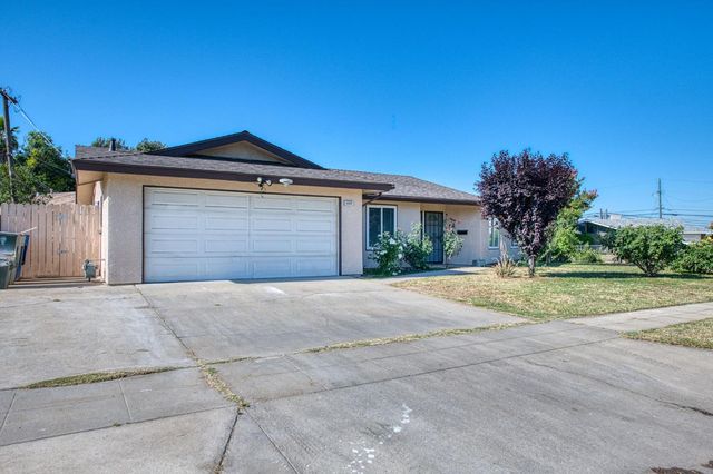 2335 W Cornell Avenue, Fresno, CA 93705