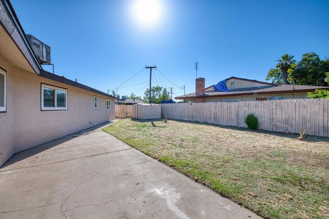 2335 W Cornell Avenue, Fresno, CA 93705