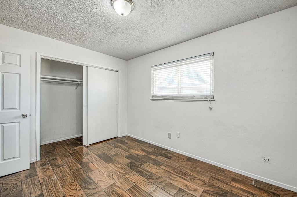 Image 19 of property listing at 2335 W Cornell Avenue, Fresno, CA 93705
