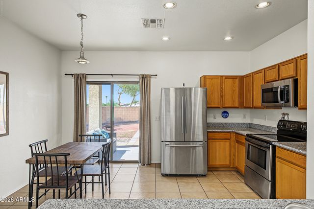 8802 S 9TH Street, Phoenix, AZ 85042