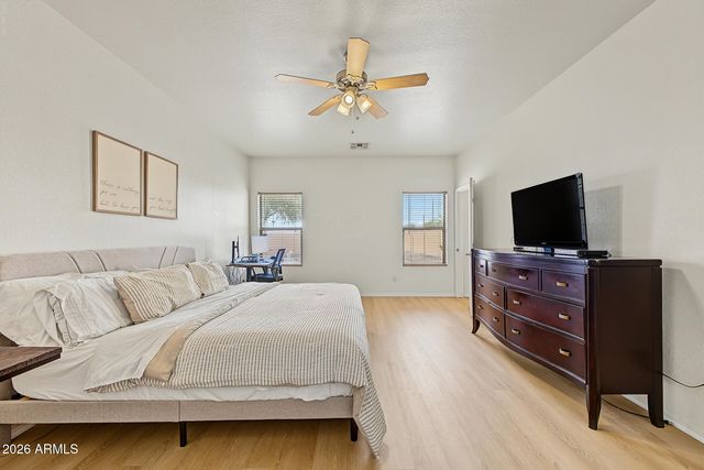 8802 S 9TH Street, Phoenix, AZ 85042
