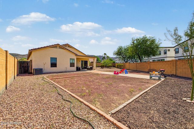 8802 S 9TH Street, Phoenix, AZ 85042