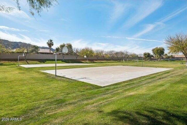 8802 S 9TH Street, Phoenix, AZ 85042