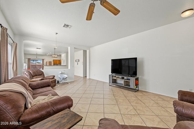 8802 S 9TH Street, Phoenix, AZ 85042