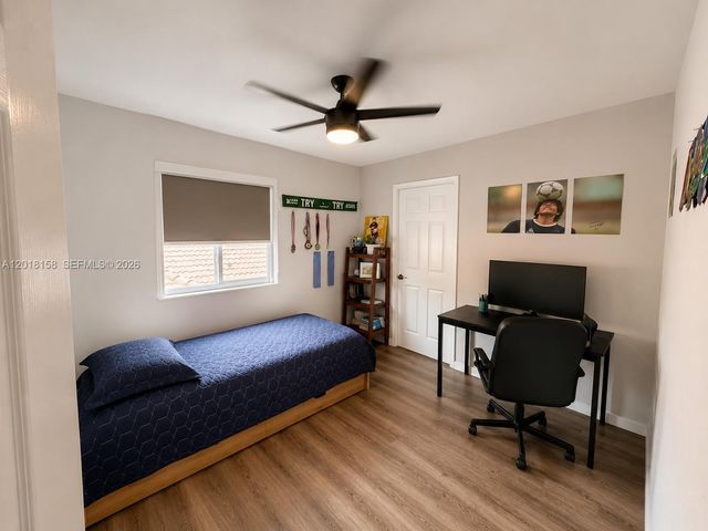 709 Bald Cypress Rd, Weston, FL 33327