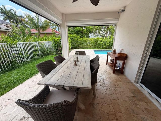 709 Bald Cypress Rd, Weston, FL 33327