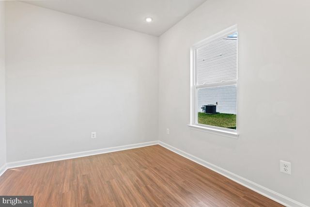 1 SUMTER AVE, Ranson, WV 25438