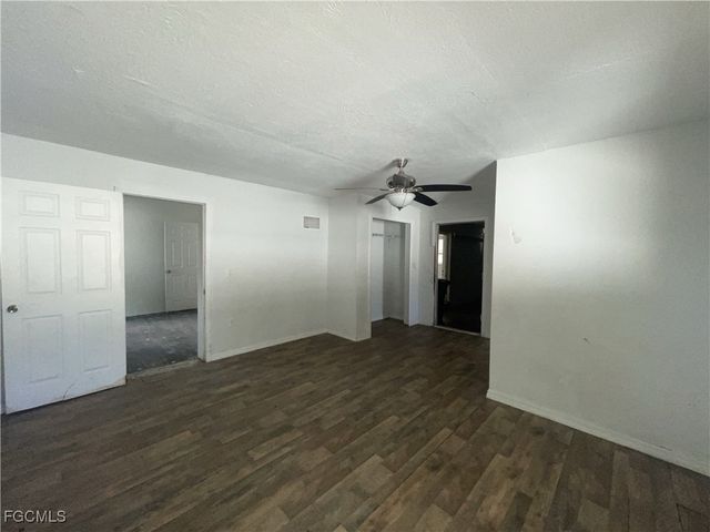 3138 2nd ST, Fort Myers, FL 33916