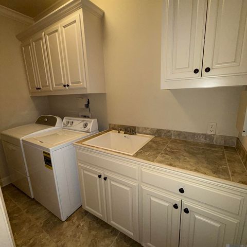 38082 Timber Trace Ct, Prairieville, LA 70769