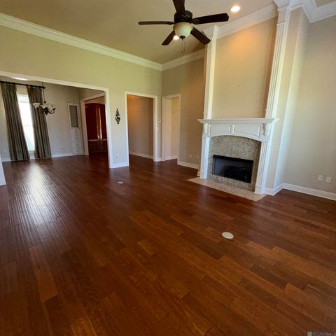 38082 Timber Trace Ct, Prairieville, LA 70769