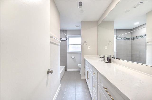 6026 Clarewood Drive, Houston, TX 77081