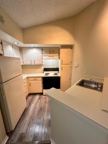 4540 COMMANDER DRIVE 2235, Orlando, FL 32822