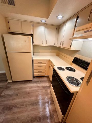 4540 COMMANDER DRIVE 2235, Orlando, FL 32822