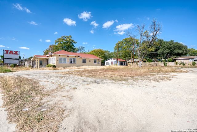 1019 Fresno, San Antonio, TX 78201