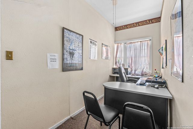 1019 Fresno, San Antonio, TX 78201