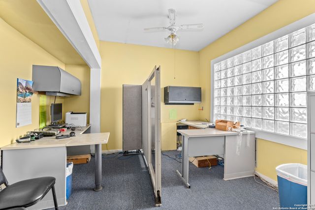 1019 Fresno, San Antonio, TX 78201