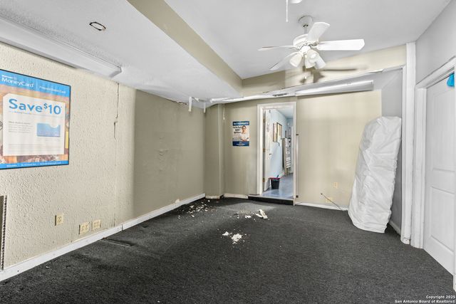 1019 Fresno, San Antonio, TX 78201