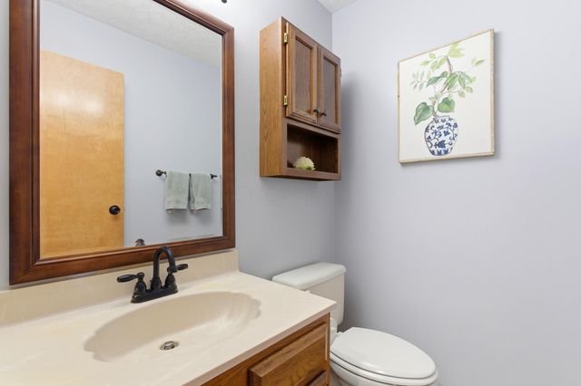 371 Field Harvest Avenue, Pickerington, OH 43147