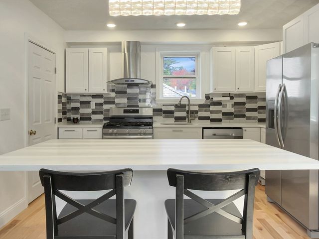 47 Woodbine Ave, Pembroke, MA 02359
