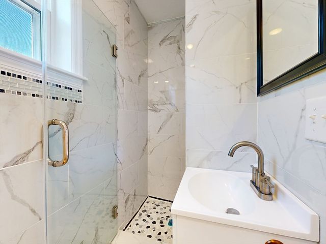 47 Woodbine Ave, Pembroke, MA 02359