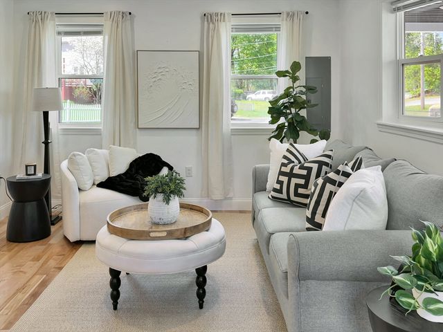 47 Woodbine Ave, Pembroke, MA 02359