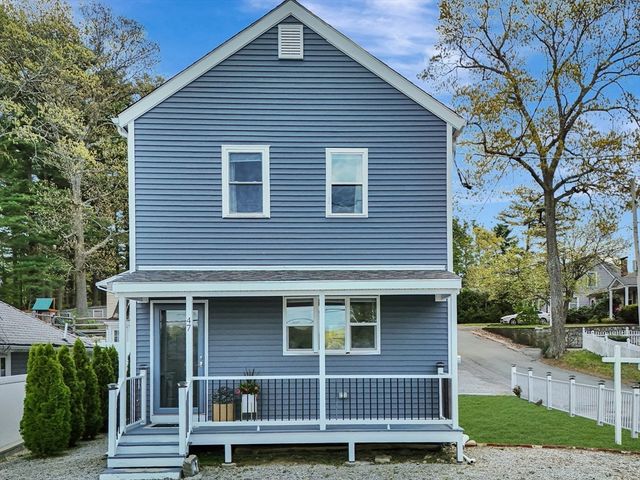 47 Woodbine Ave, Pembroke, MA 02359