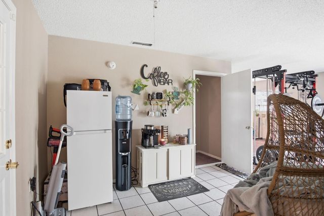 325 Ironwood Dr, Turlock, CA 95380