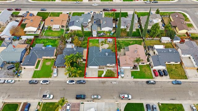 325 Ironwood Dr, Turlock, CA 95380