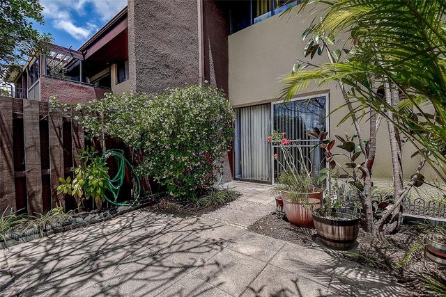 860 S VILLAGE DRIVE N 106, St Petersburg, FL 33716