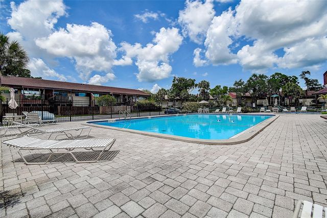 860 S VILLAGE DRIVE N 106, St Petersburg, FL 33716