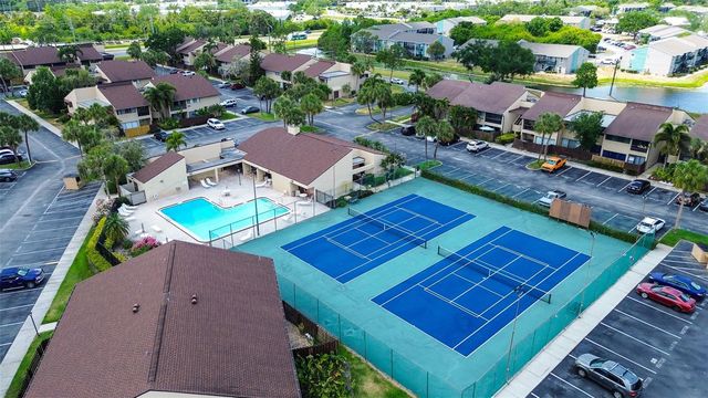 860 S VILLAGE DRIVE N 106, St Petersburg, FL 33716