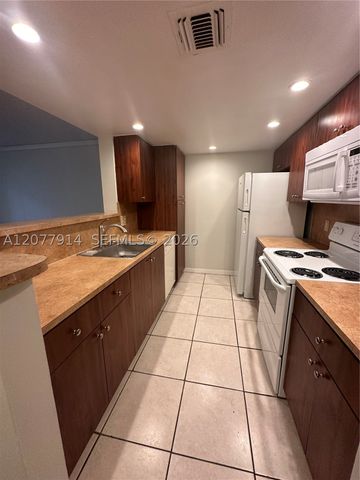 8418 Coral Lake Way 8418, Coral Springs, FL 33065