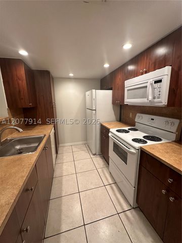 8418 Coral Lake Way 8418, Coral Springs, FL 33065