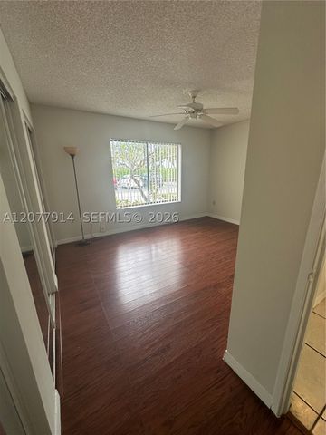 8418 Coral Lake Way 8418, Coral Springs, FL 33065
