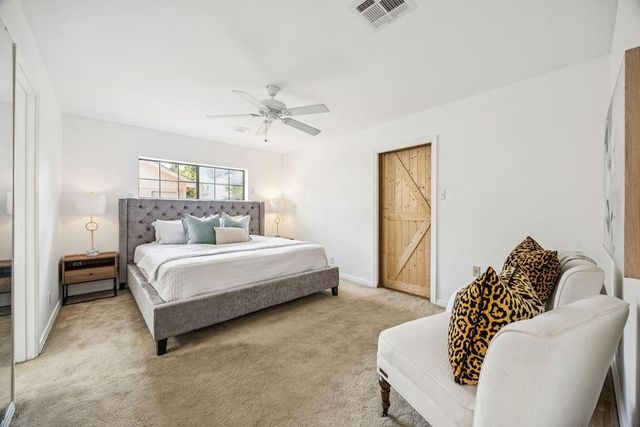 1721 Saxon Drive, Houston, TX 77018