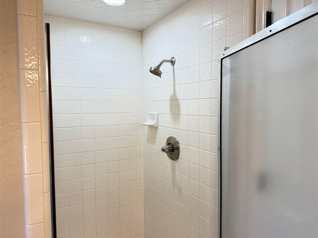 2404 SW 41st St, Lawton, OK 73505