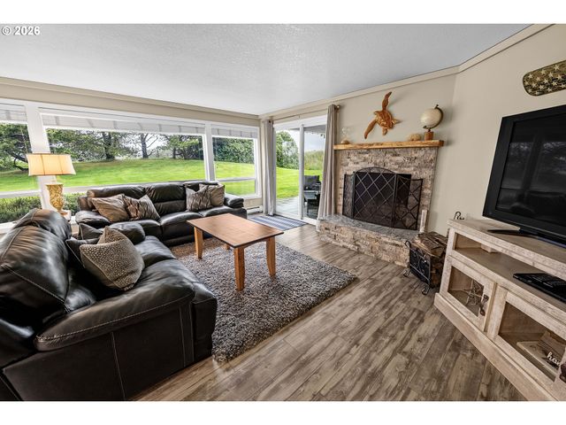 1729 GEARHART GREEN Dr 503, Gearhart, OR 97138