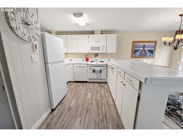 1729 GEARHART GREEN Dr 503, Gearhart, OR 97138