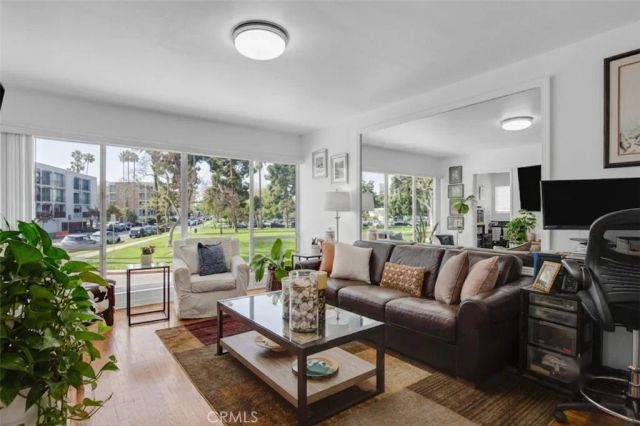 231 Junipero 1, Long Beach, CA 90803