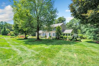 23 Finchwood Drive, Trumbull, CT 06611
