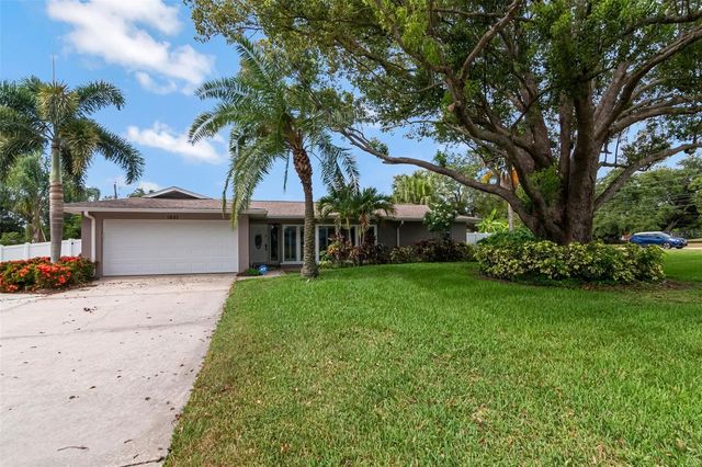 1801 OAK PARK DRIVE N, Clearwater, FL 33764