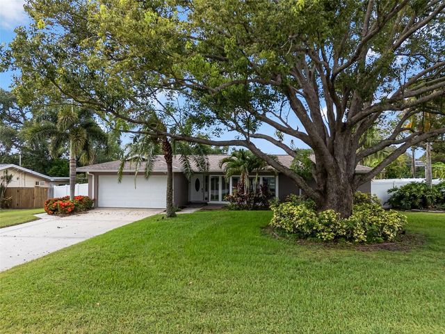 1801 OAK PARK DRIVE N, Clearwater, FL 33764