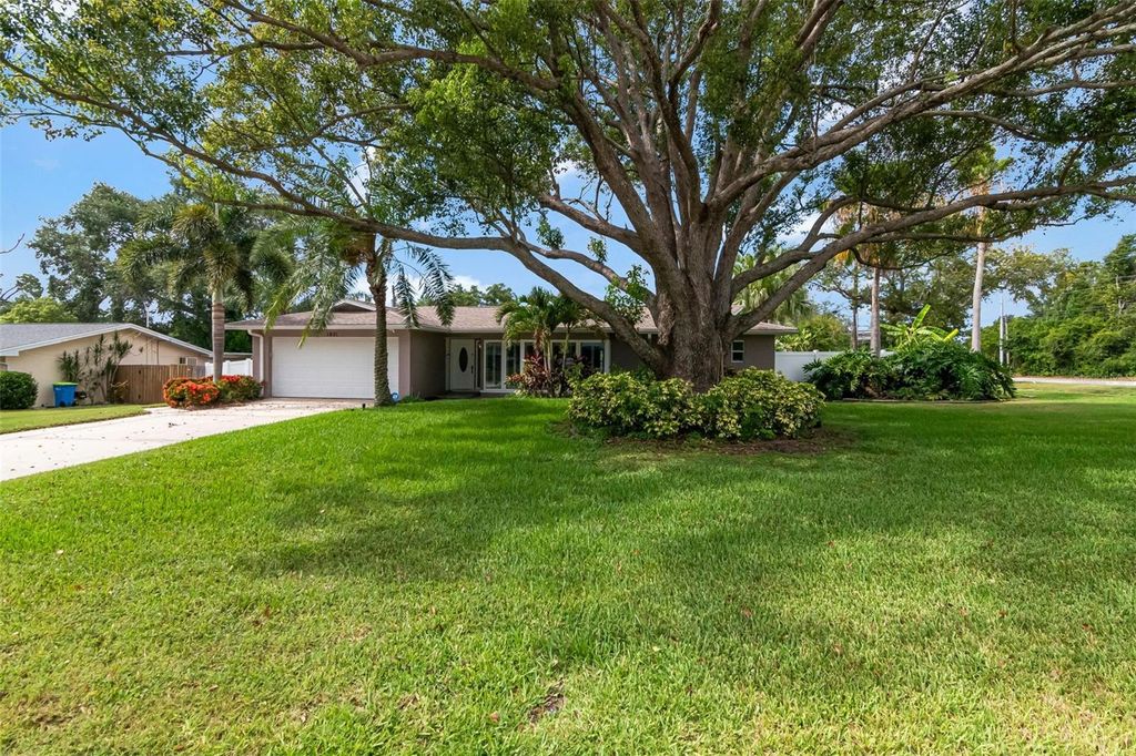 1801 OAK PARK DRIVE N, Clearwater, FL 33764