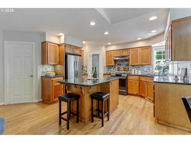 3863 SAINT ANDREWS Loop S, Salem, OR 97302