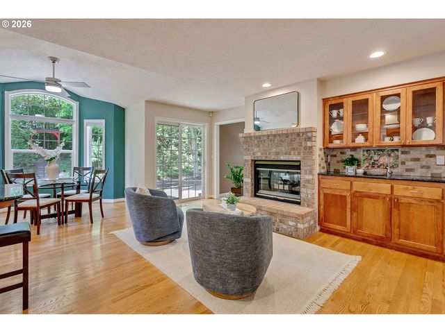 3863 SAINT ANDREWS Loop S, Salem, OR 97302