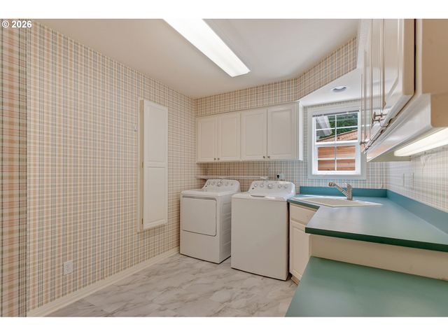 3863 SAINT ANDREWS Loop S, Salem, OR 97302