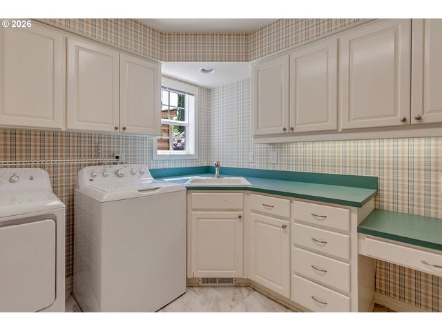 3863 SAINT ANDREWS Loop S, Salem, OR 97302