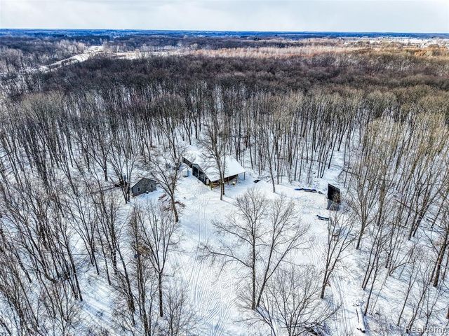 3316 Haynes Road, Leslie, MI 49251