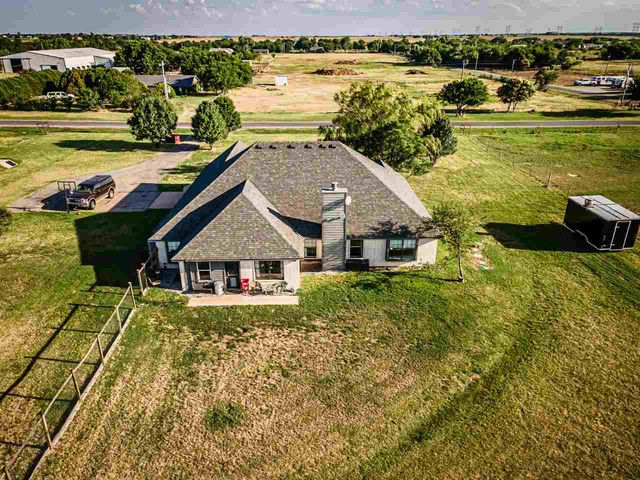 7156 SE Bishop Rd, Lawton, OK 73501